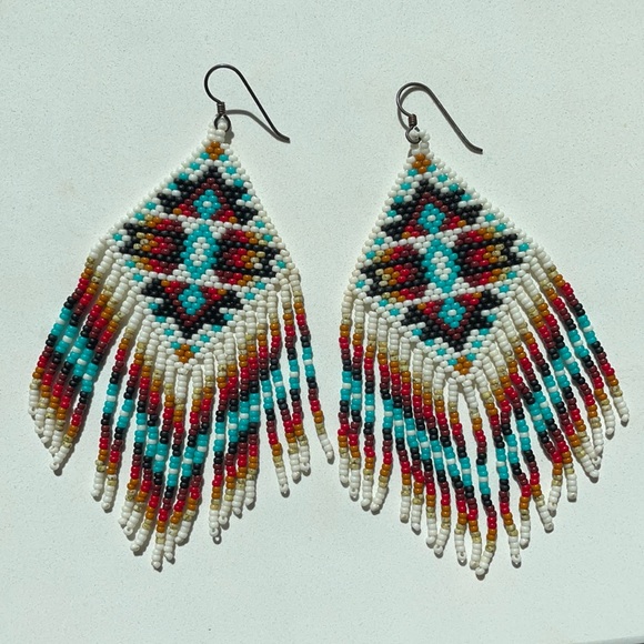 Seed bead earrings Native American style - Picture 2 of 5